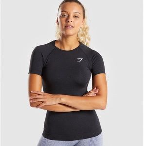 Shortsleeve charcoal grey gymshark tee